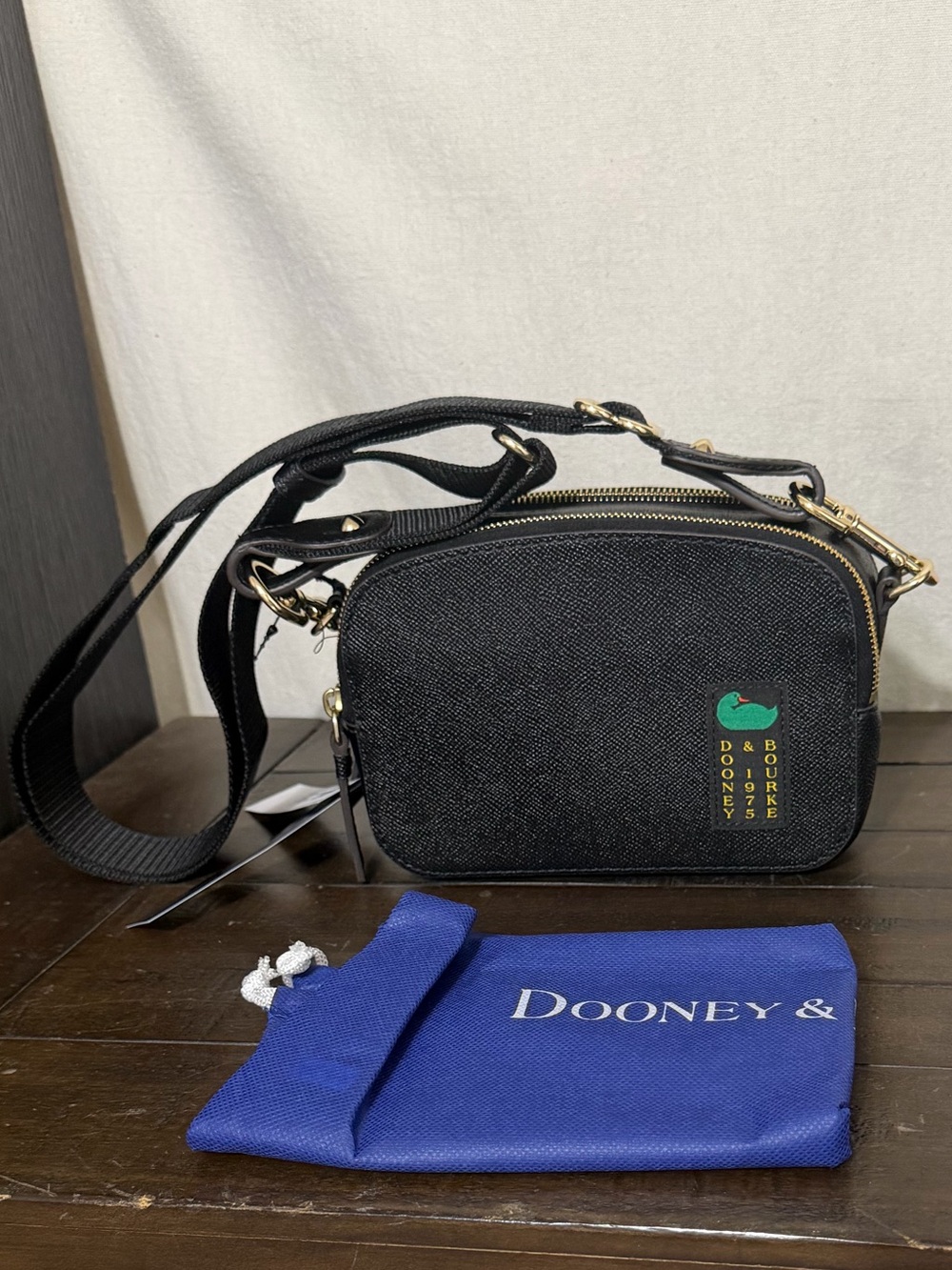 Dooney & Bourke Black Ambler 20 Crossbody Camera Bag